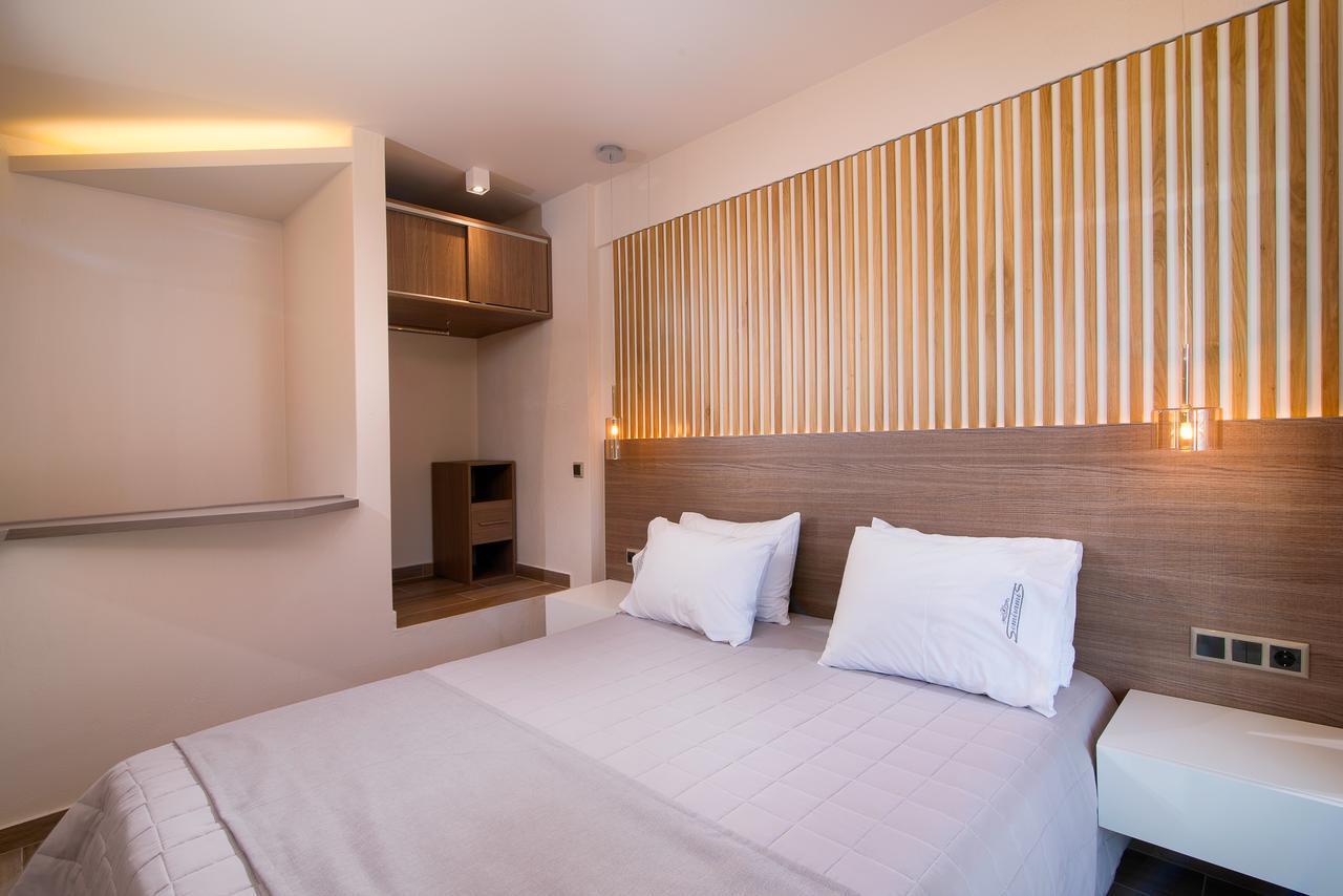 Semiramis Luxury Suites Chrysi Ammoudia Exterior foto
