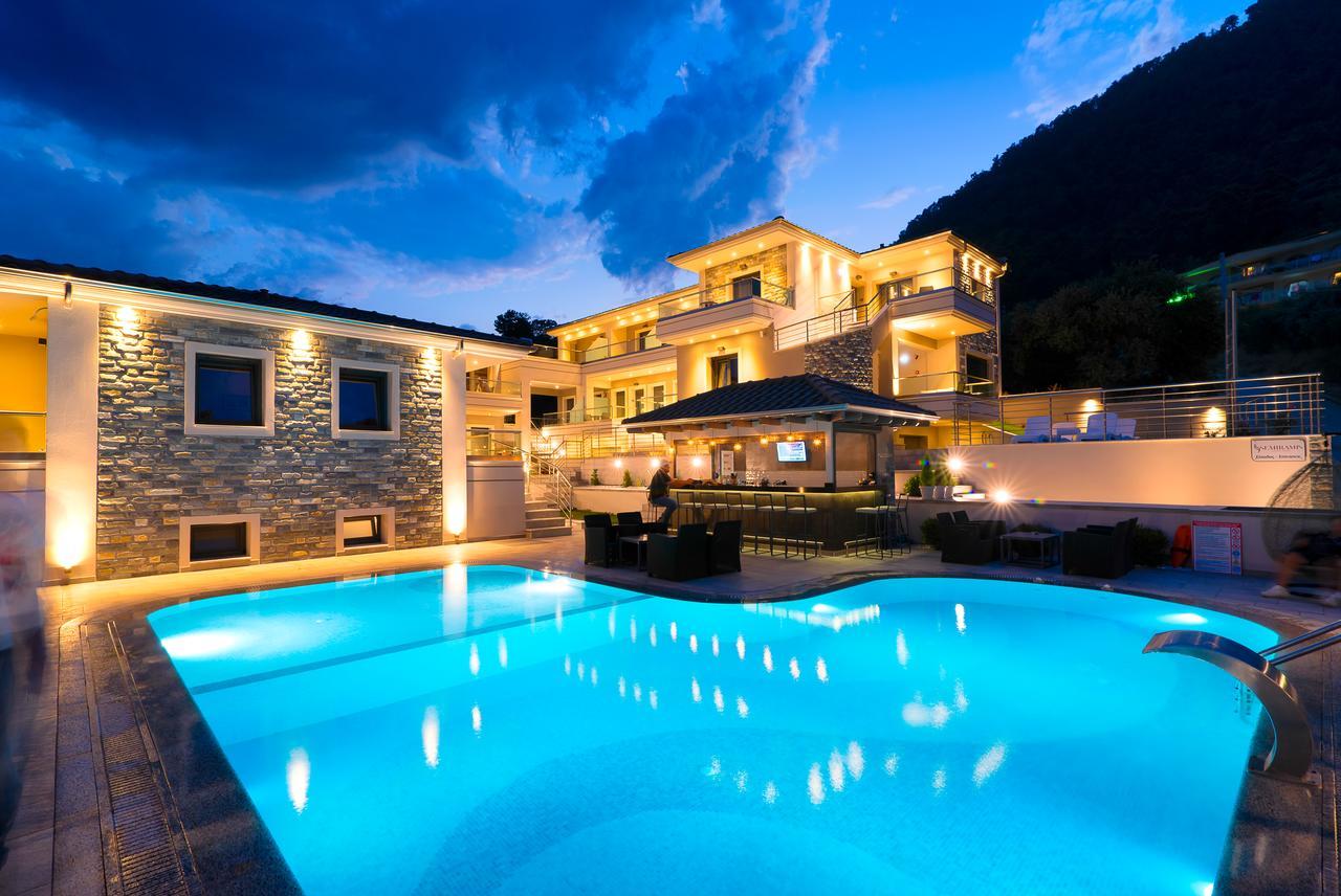 Semiramis Luxury Suites Chrysi Ammoudia Exterior foto